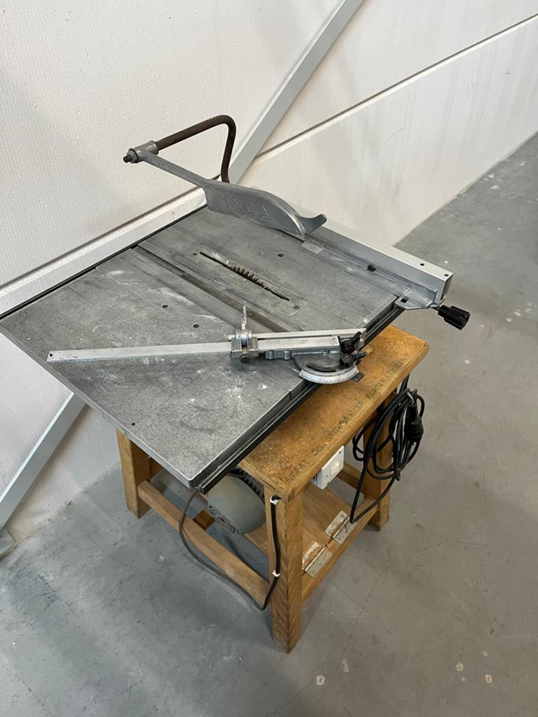 Inca zaagtafel, Ophalen