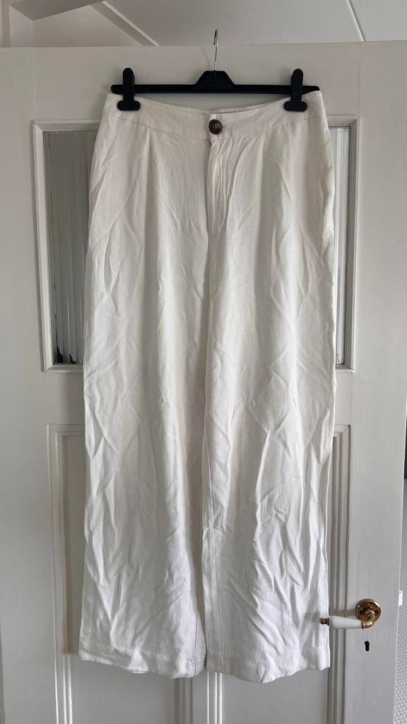 Lange witte linnen pantalon van Asos Tall, maat 40, Maat 38/40 (M), Wit, Ophalen of Verzenden, Zo goed als nieuw