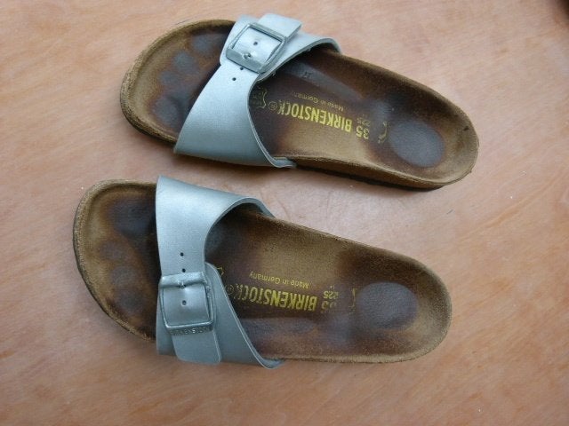 Birkenstock slippers maat 35 zilver, Slippers, Overige kleuren, Ophalen of Verzenden, Gedragen
