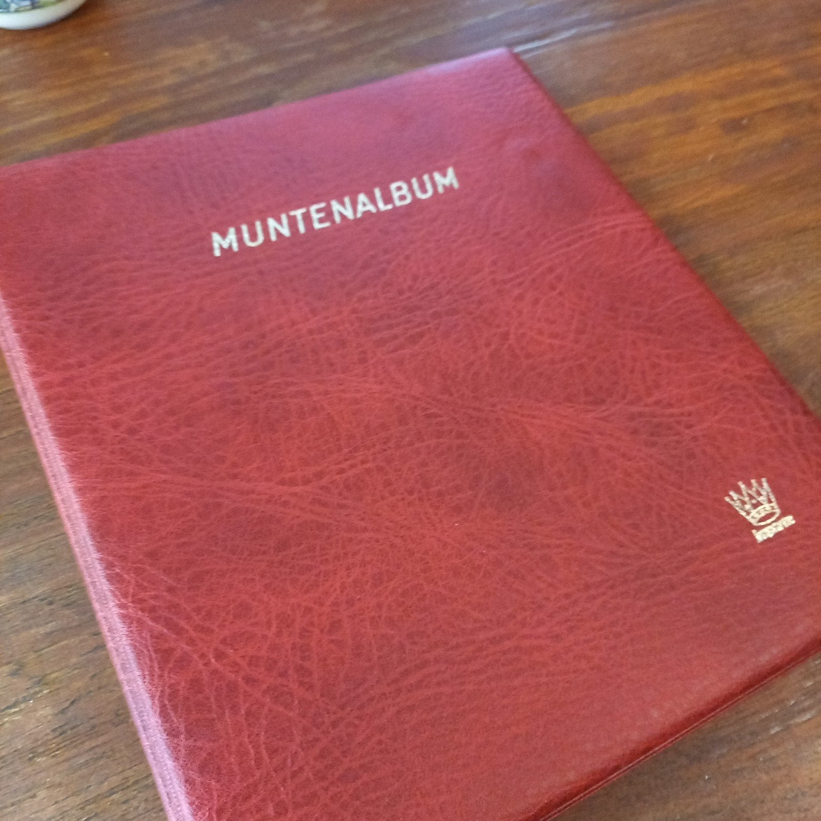 Nieuw Rood Importa MH20 Luxe Muntenalbum / Ringband, Postzegels en Munten, Verzenden