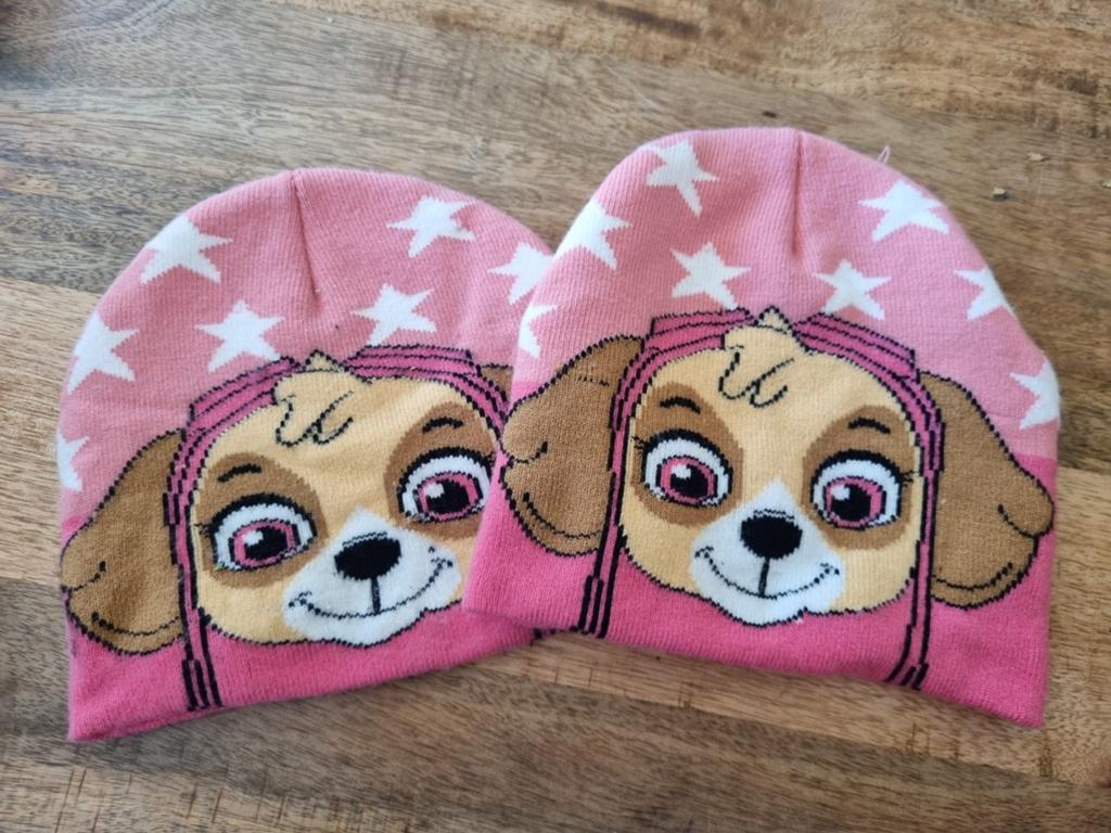 2 Paw Patrol Skye wintermutsen (4-6 jaar), Ophalen of Verzenden, Zo goed als nieuw, Jongen of Meisje, Muts