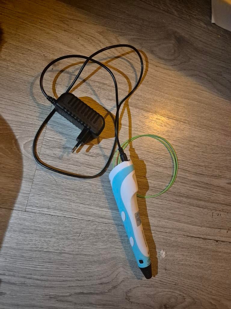 3D Pen met veel filament, diverse kleuren, Computers en Software, 3D Printers, Gebruikt, Onbekend, Ophalen of Verzenden, Filament