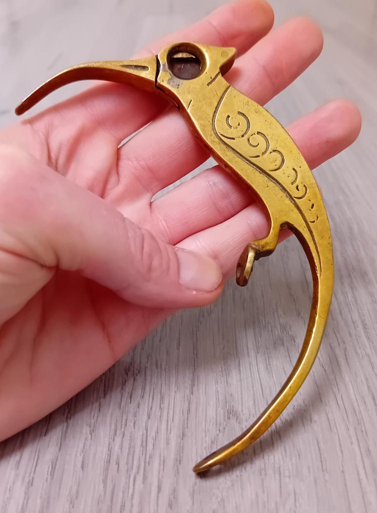 Sigaretenknipper in vorm van een vogel, Ophalen of Verzenden, Overige typen
