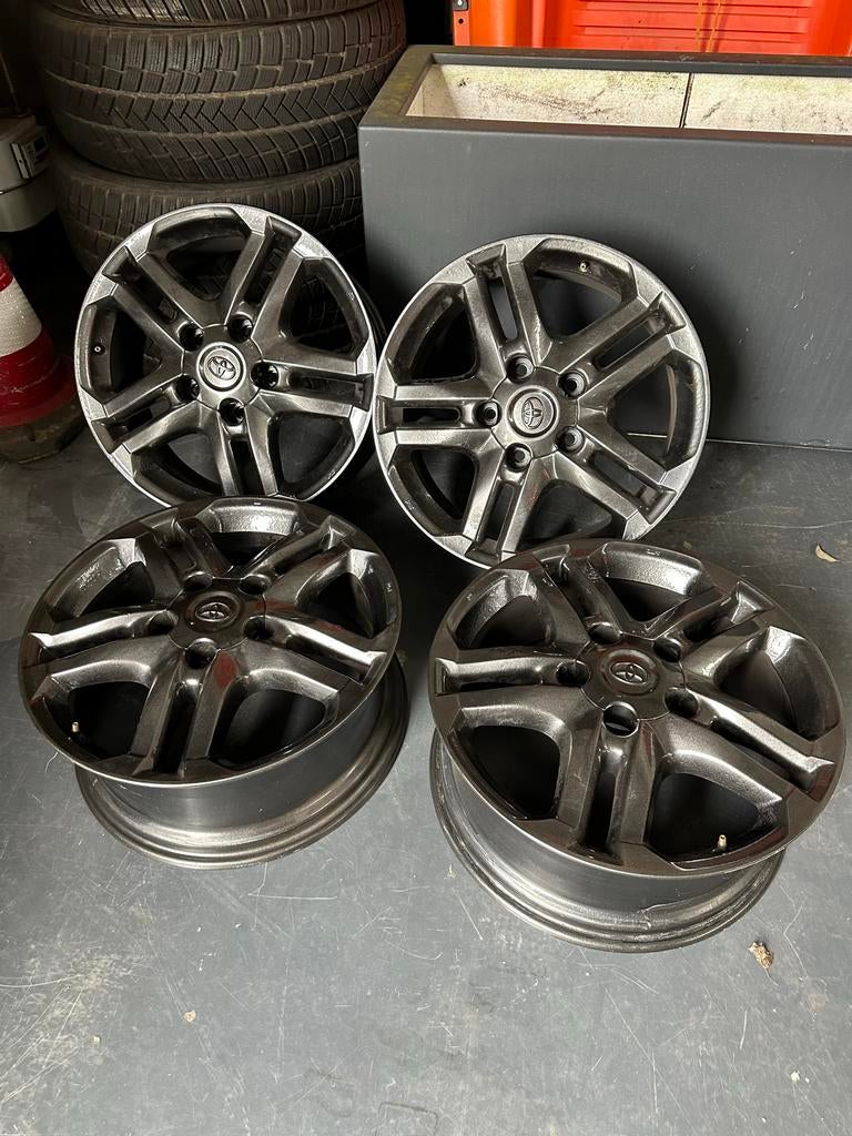 Set van 4 Toyota Landcruiser 200 / Landcruiser V8 velgen, Ophalen, Gebruikt, Velg(en), Winterbanden