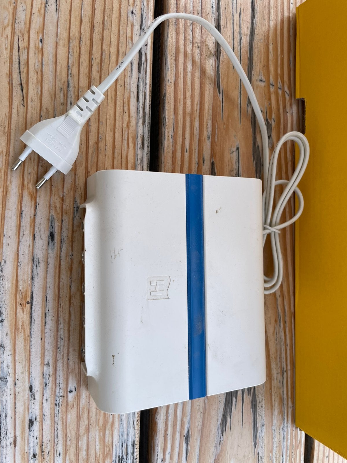 Hirschmann shop HMV 41 cai/kabel versterker, ziggo goedgekeu, Ophalen, Gebruikt