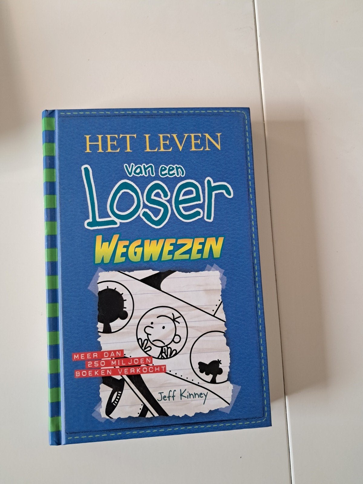 Het Leven van een Loser: Wegwezen - Jeff Kinney, Ophalen of Verzenden, Gelezen, Jeff Kinney, Fictie