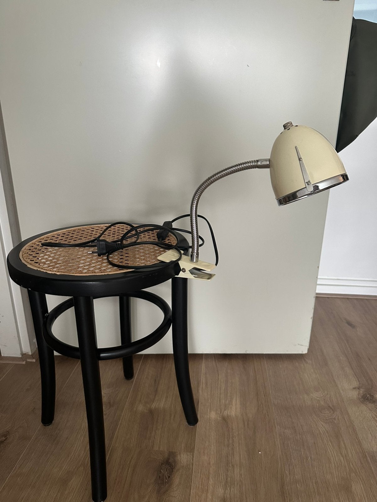 Vintage Crèmekleurige Klemlamp met Flexibele Arm, Ophalen of Verzenden, Zo goed als nieuw