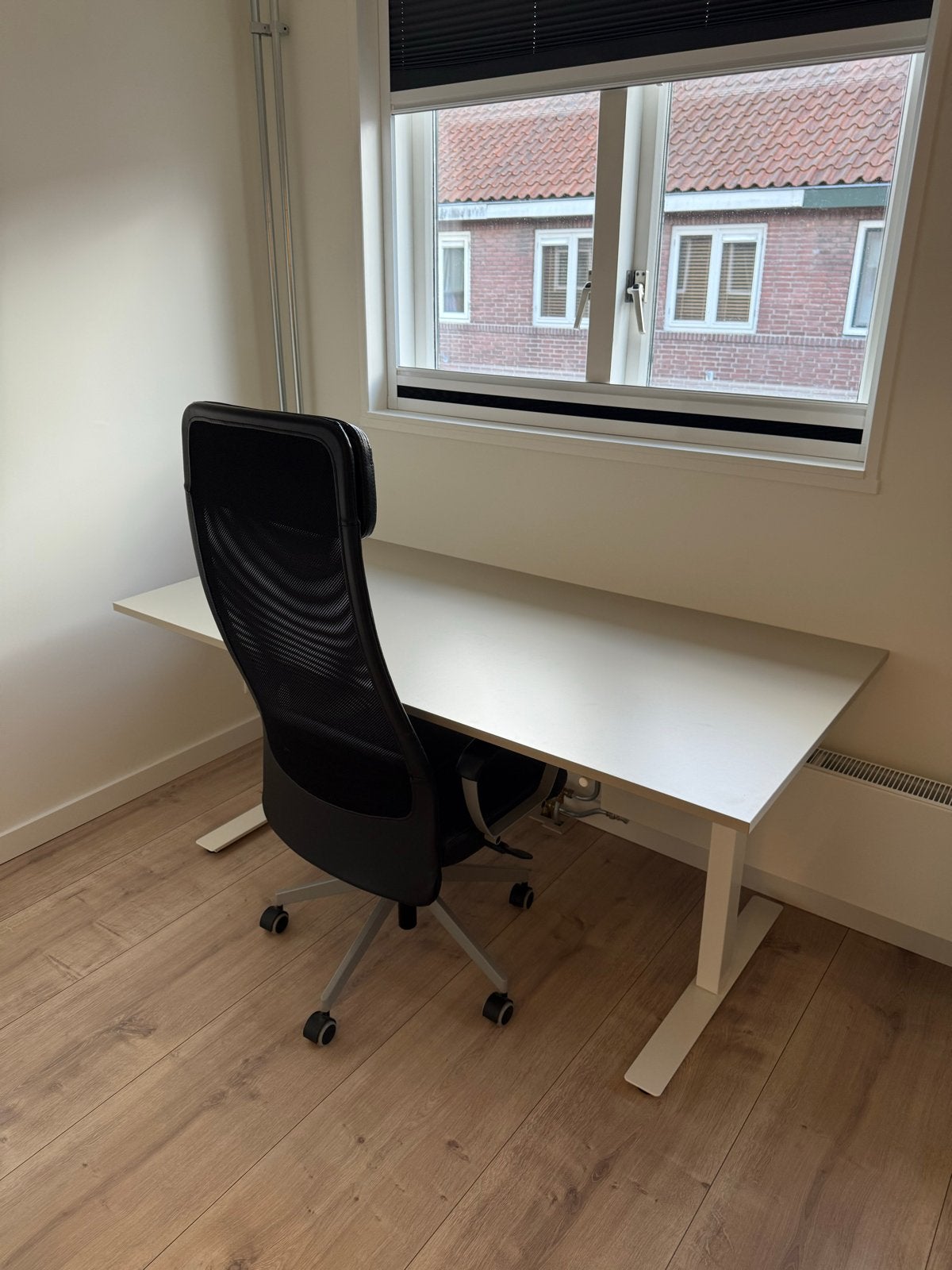 IKEA Trotten zit/sta bureau wit 180x60cm met bureaustoel, Ophalen, Gebruikt, IKEA, Wit