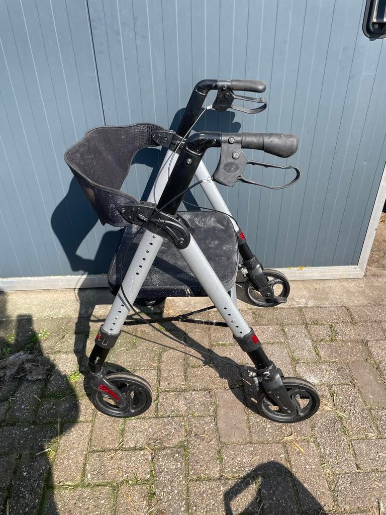 Goliat xxl rollator met ruggensteun, Ophalen