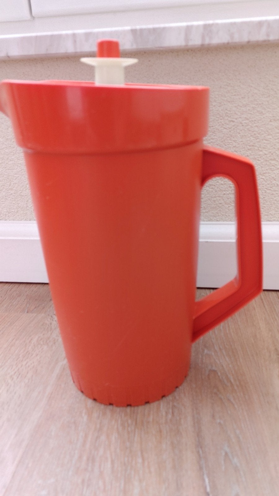 Vintage Tupperware oranje kan met deksel, Huis en Inrichting, Keuken | Tupperware, Gebruikt, Beker of Kan, Oranje, Ophalen of Verzenden
