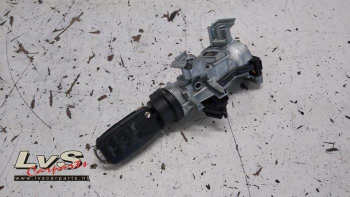 Kontaktslot + Sleutel van een Volkswagen Golf Plus, Gebruikt, -, Volkswagen, -