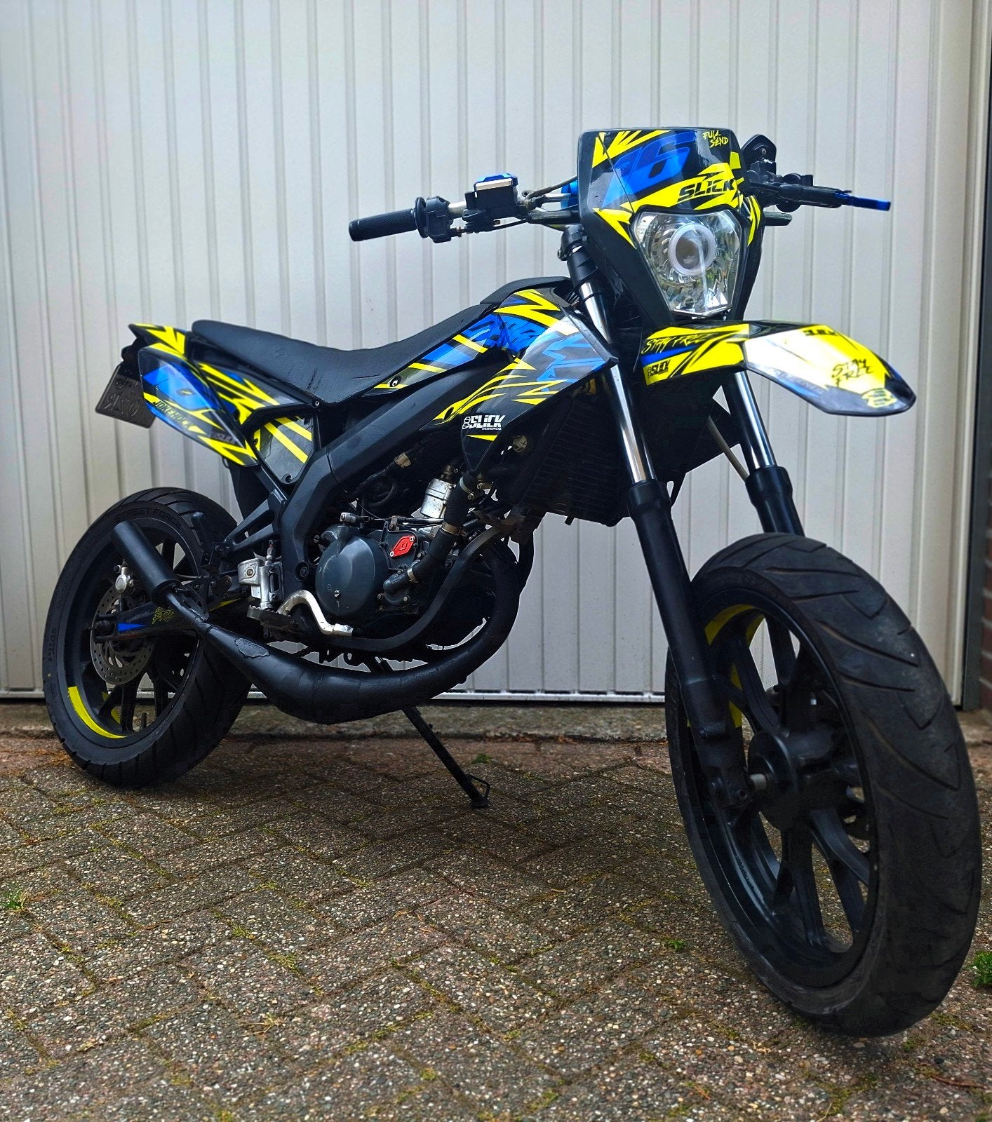 prachtige derbi senda 50 cc schakelbrommer 2013 slick design, Ophalen