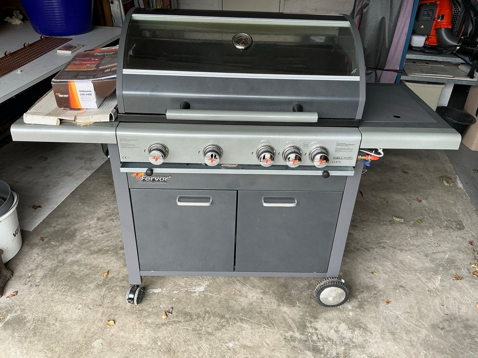 Fervor Gasbarbecue met 4 branders en zijbrander, Ophalen, Zo goed als nieuw