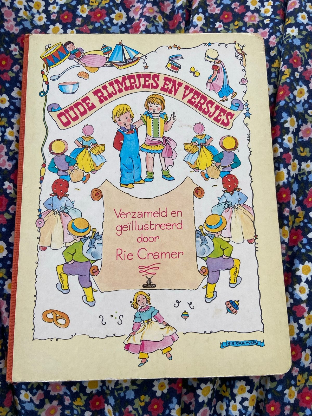 Oude Rijmpjes en Versjes - Rie Cramer, Ophalen, Gelezen, 2 tot 3 jaar