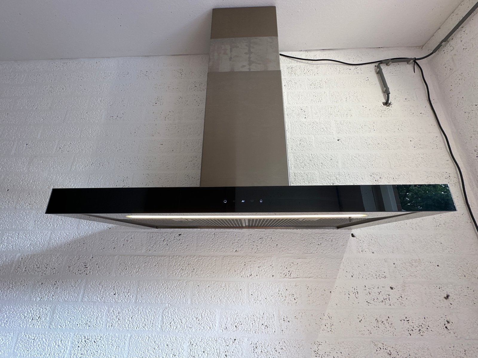 Ikea recirculatie afzuigkap met extra koolstoffilter, Ophalen, Wandschouwkap, Zo goed als nieuw, Inbouw