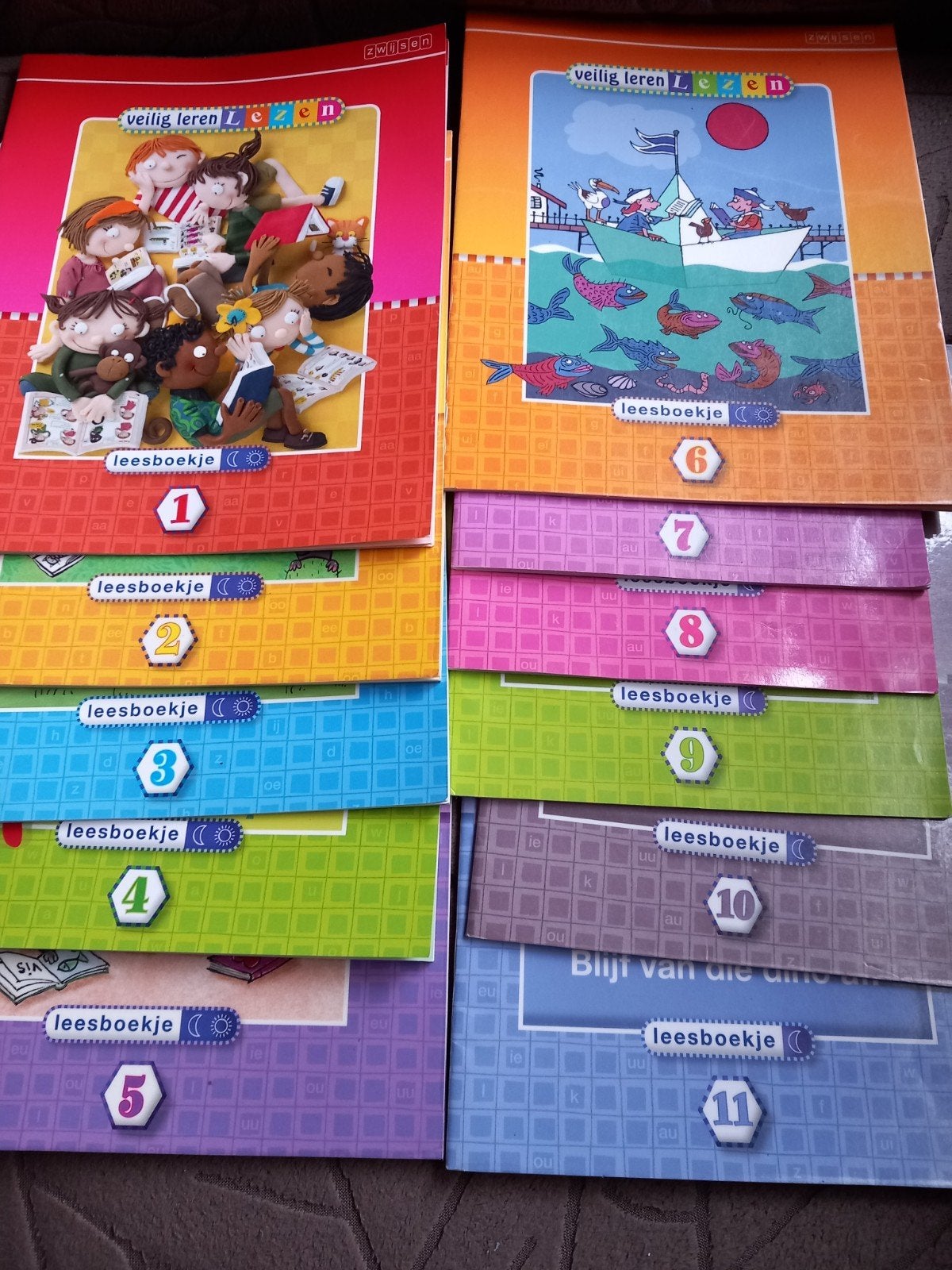 Groep 3 Veilig Leren Lezen leesboekjes 1 t/m 11 maan Kim, Ophalen of Verzenden, Gelezen, Zwijsen