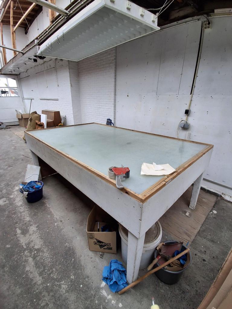 Glastafel, Huis en Inrichting, Tafels | Salontafels, Ophalen, Gebruikt, 200 cm of meer, Grenenhout