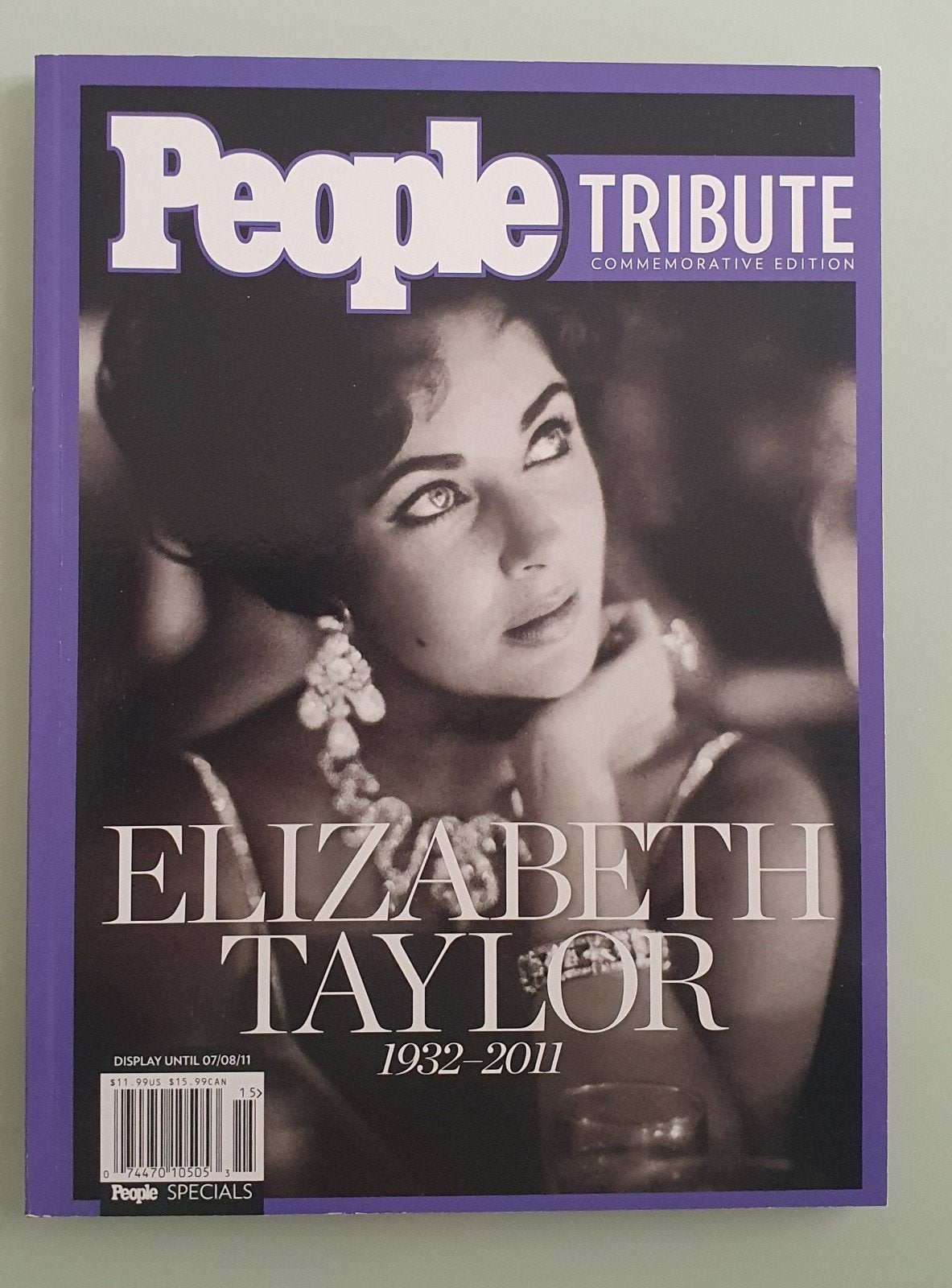 People Tribute Magazine — Elizabeth Taylor (1932-2011), Boeken, Personen, People, Verzenden, Zo goed als nieuw