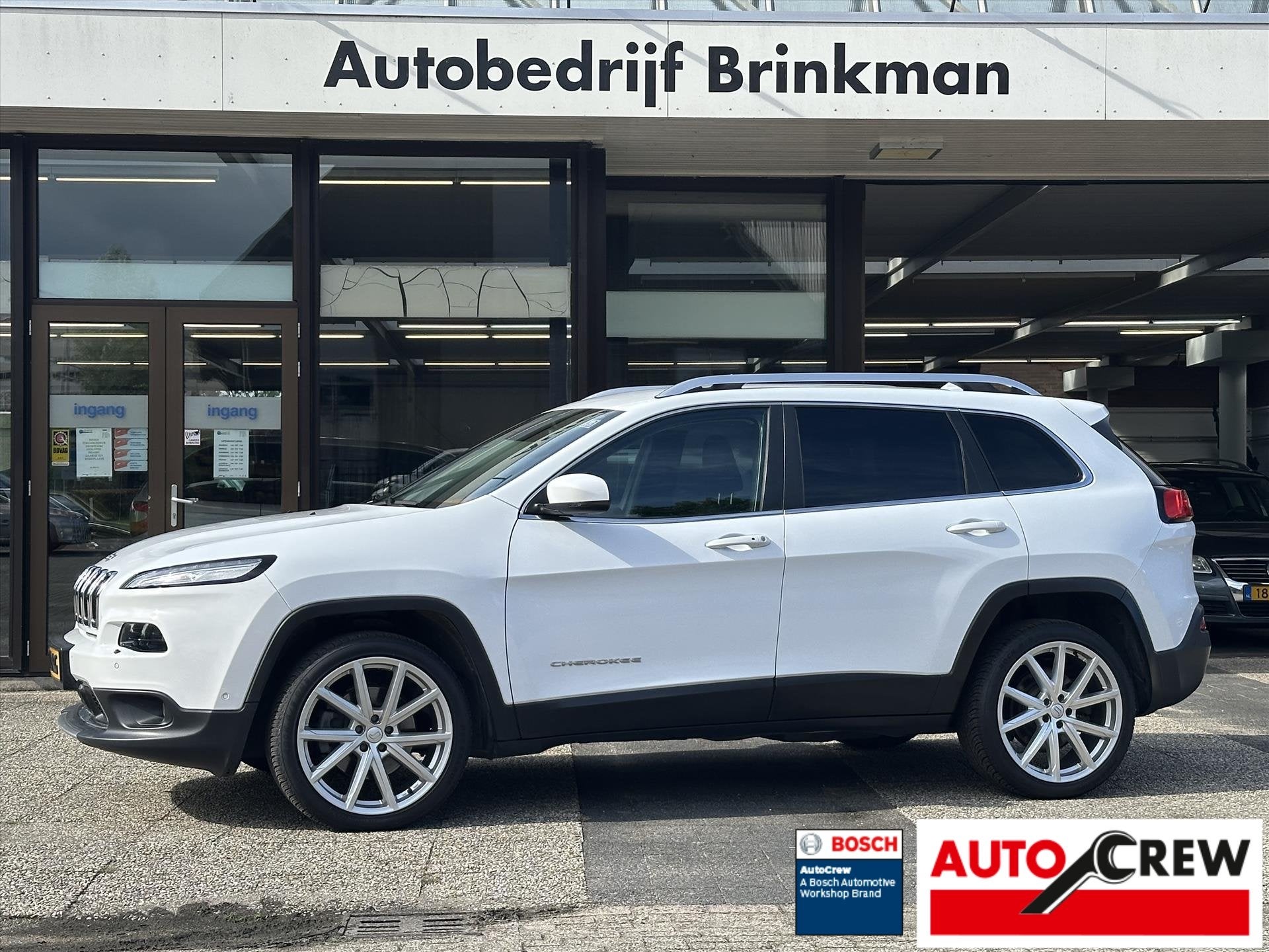 Jeep Cherokee 3.2 V6 272pk AWD Limited, Auto's, Jeep, 450 kg, Euro 6, Wit, Leder