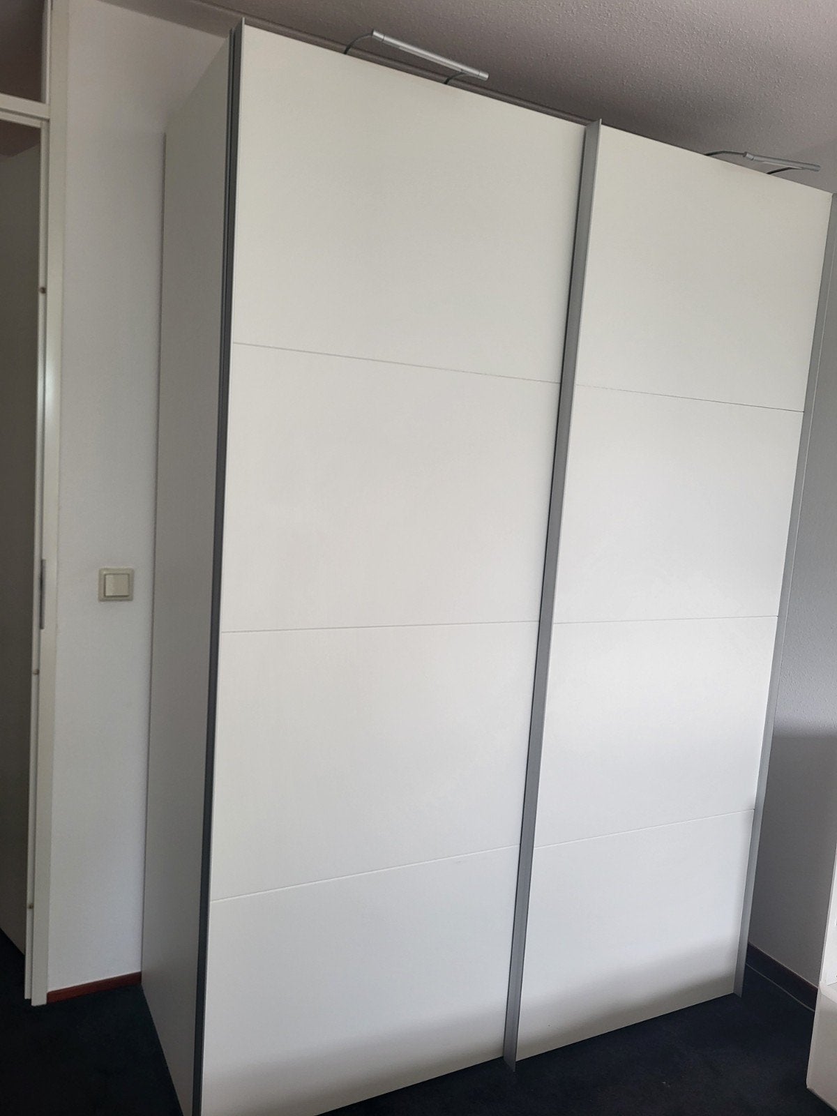 degelijke kledingkast met schuifdeuren, Huis en Inrichting, Ophalen, 50 tot 75 cm, 150 tot 200 cm, 200 cm of meer