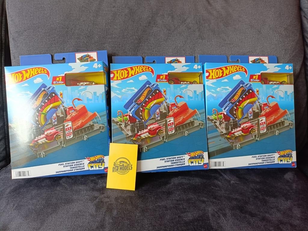 1:64 HotWheels Fuel Station, S, Auto, R, Nieuw