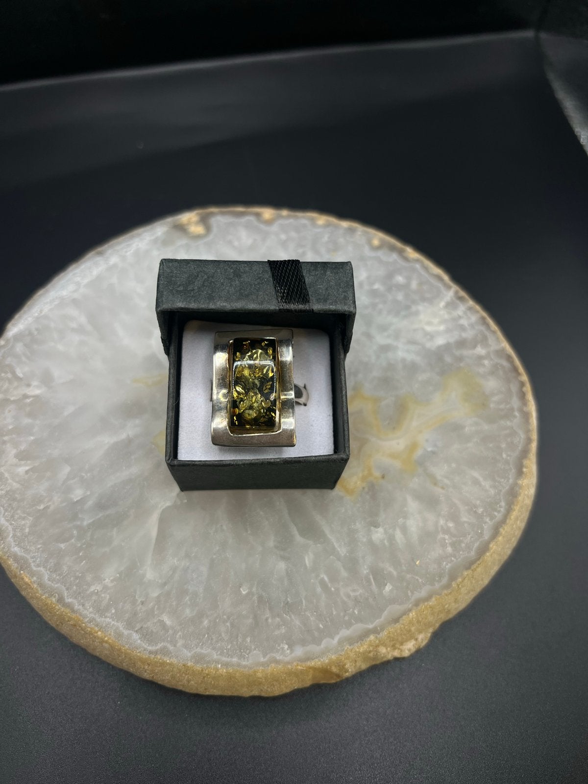Zilveren Ring met Amber, Maat 21, Sieraden, Tassen en Uiterlijk, 20 of groter, Nieuw, Ophalen of Verzenden, X