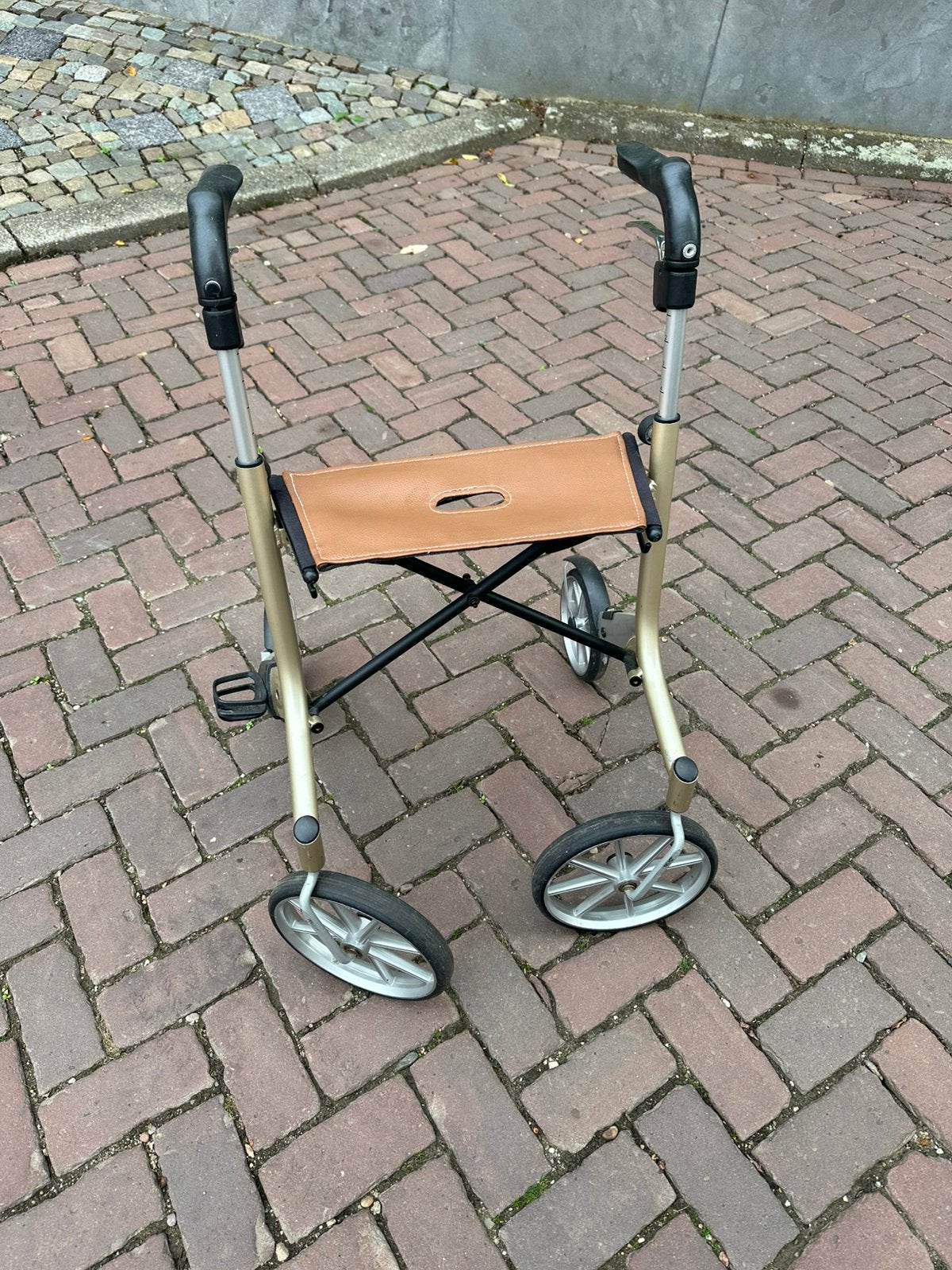 Prima Rollator, licht gewicht, Ophalen