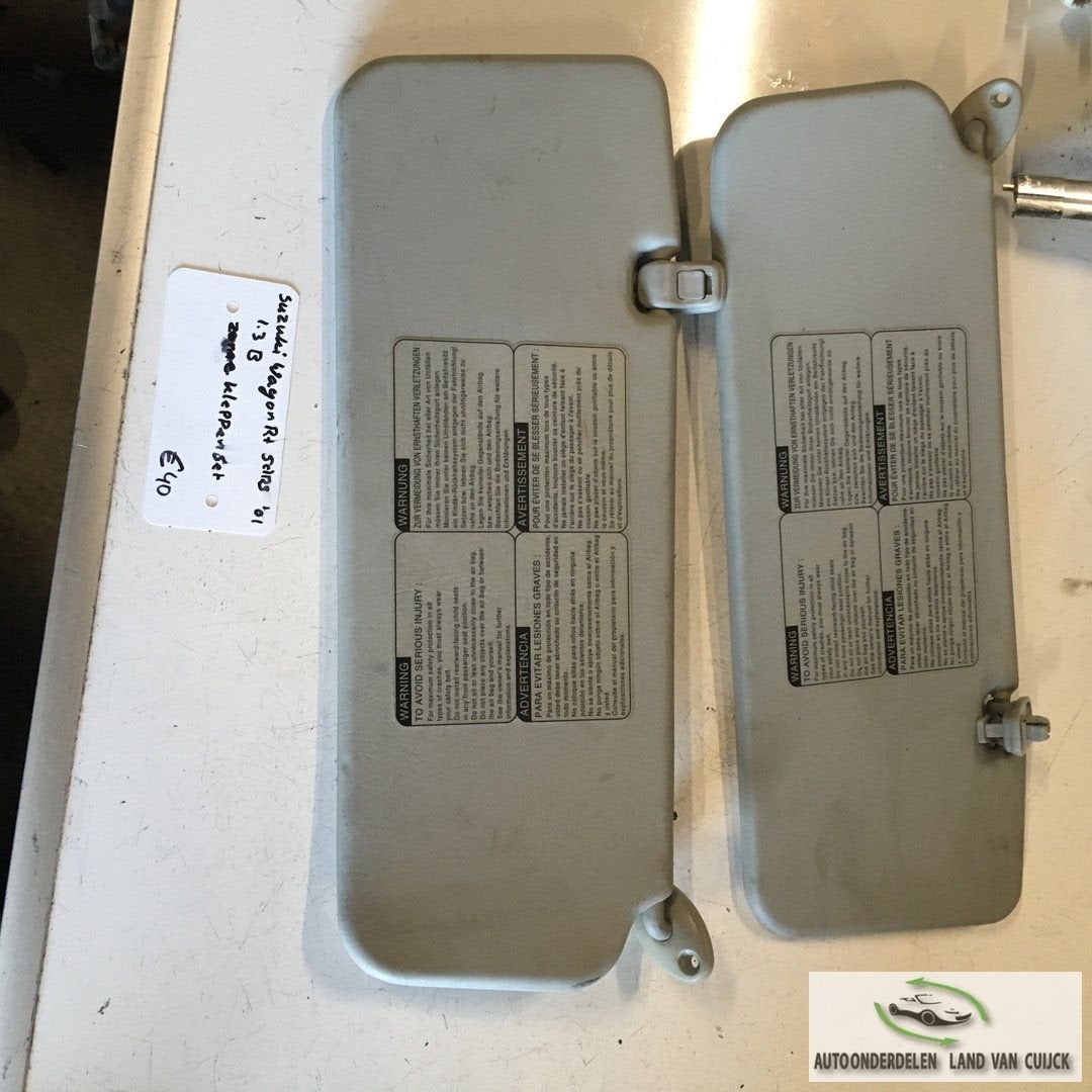 Suzuki Wagon R 2001   5drs 1.3  Zonnekleppen set, Gebruikt, -, -, Ophalen of Verzenden