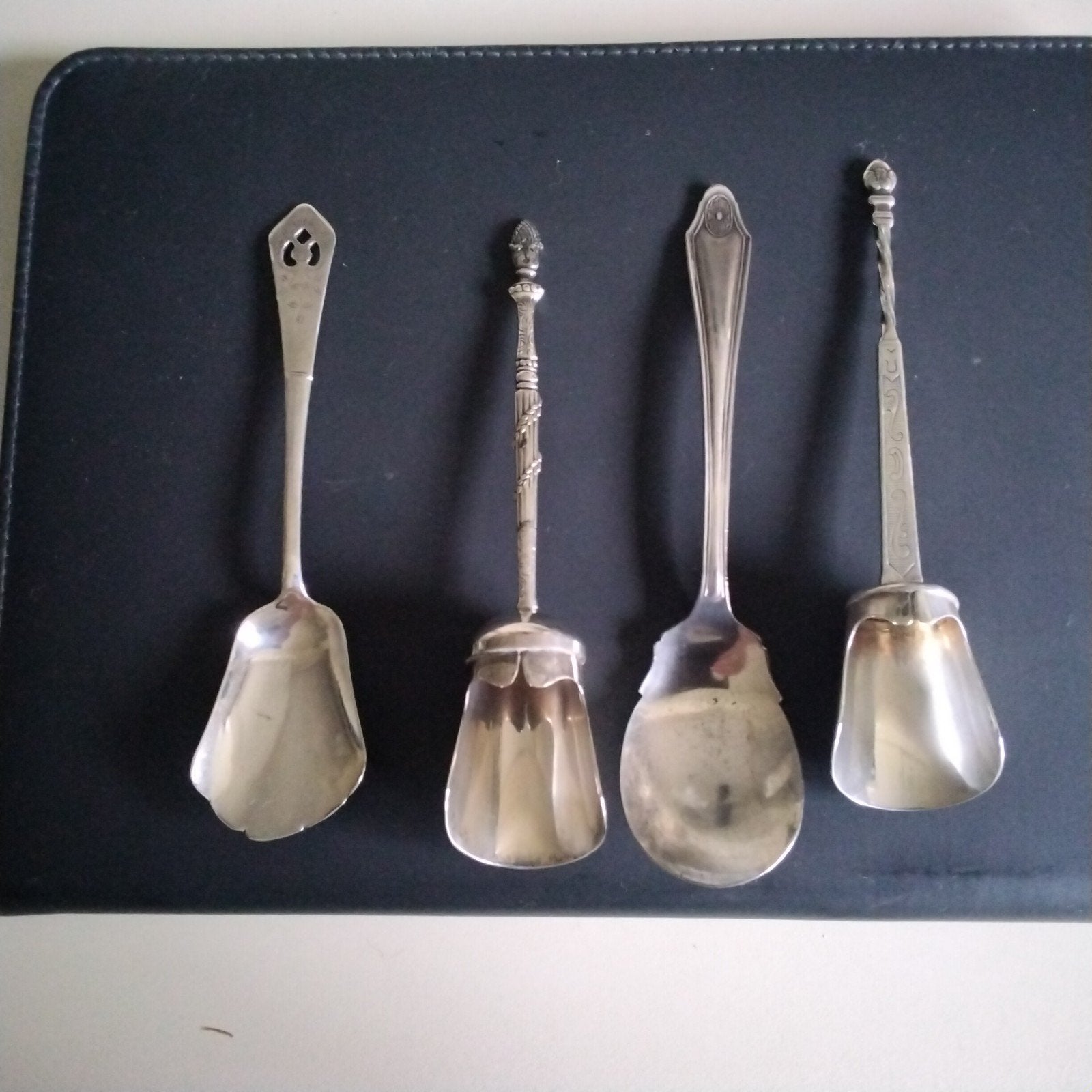 3 verzilverde suikerscheppen, Ophalen of Verzenden