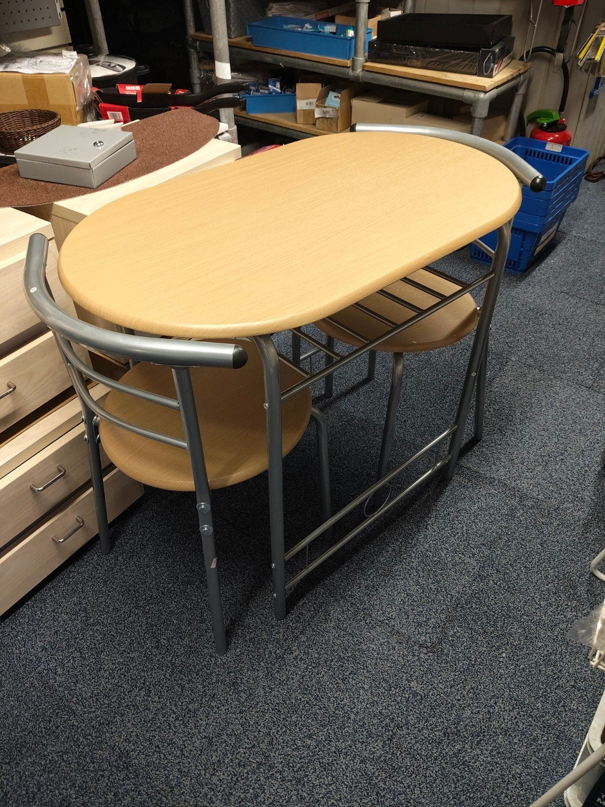 Aangeboden Nieuwe Eettafel met 2 Stoelen, Ophalen, Nieuw, Rechthoekig, 50 tot 100 cm