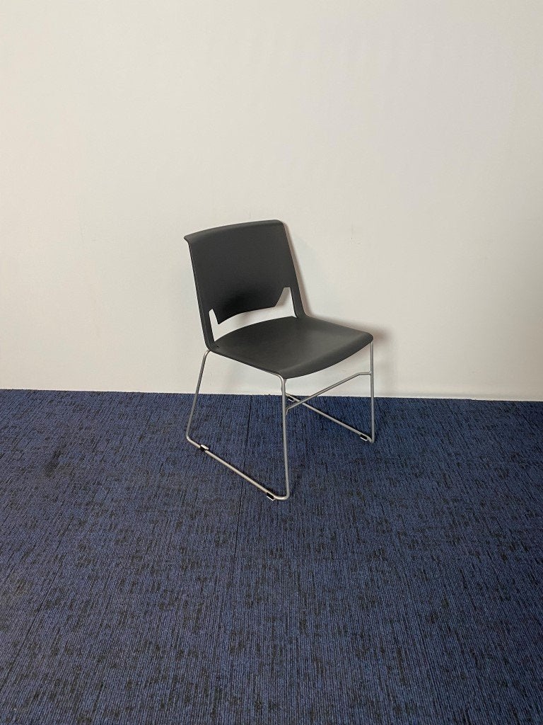 1 x Kantinestoel Comforto Haworth D6240 - Zwart, Ophalen, Zwart, Eén, Kunststof