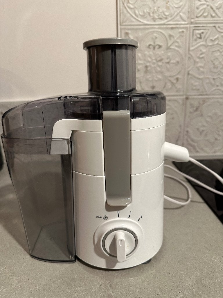Moulinex JU3701 Frutelia Juicer, Ophalen of Verzenden, Zo goed als nieuw, Elektrisch, Sapcentrifuge
