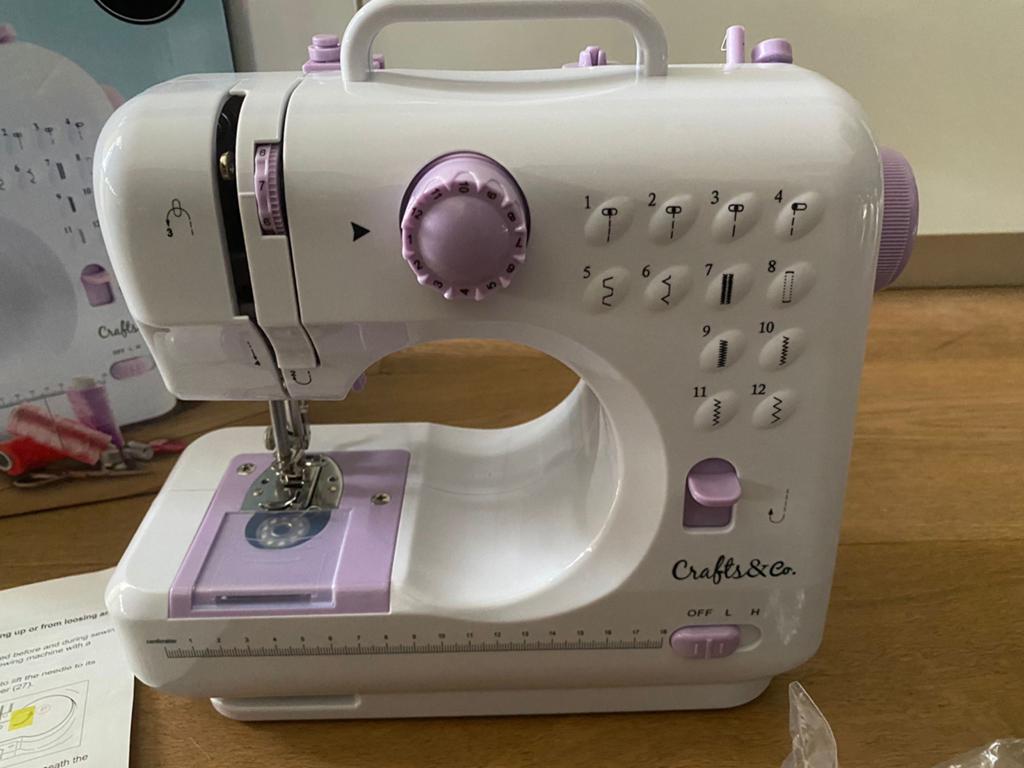Crafts&Co Naaimachine - Nieuw in doos, Ophalen of Verzenden, Nieuw, Naaimachine, Overige merken