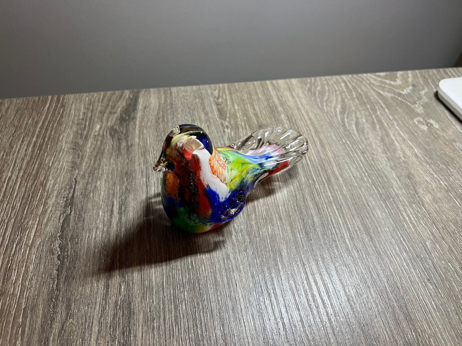 Handgeblazen glazen vogel in multicoler., Ophalen of Verzenden, Nieuw, Dier