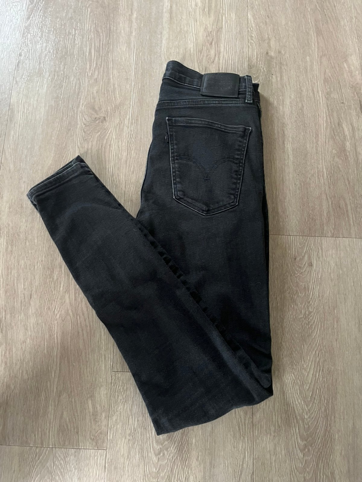 Levi's broek mile high super skinny 31/32, Ophalen of Verzenden, Zo goed als nieuw, Grijs, W30 - W32 (confectie 38/40)