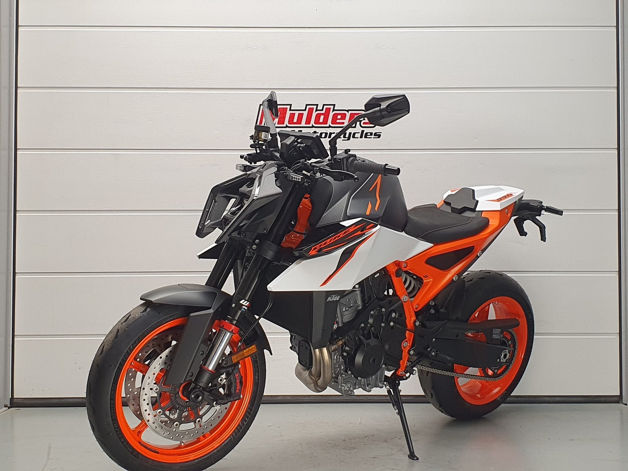 KTM 990 DUKE R (bj 2026), Motoren, KTM, Bedrijf, Sluisweg 20
6581 KA  Malden, NL, Info@KTM.nl