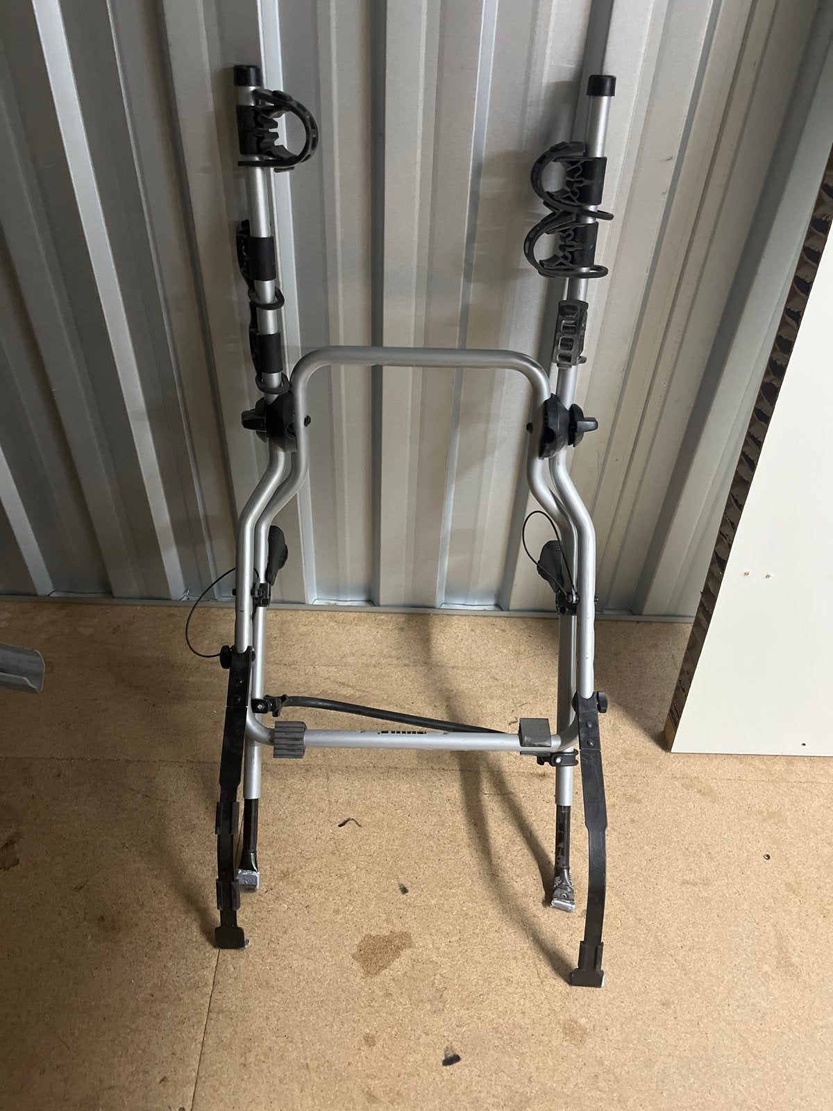 Gratis : Thule Fietsendrager voor 2 fietsen - Gebruikt, Ophalen, 2 fietsen, Gebruikt, Achterklepdrager