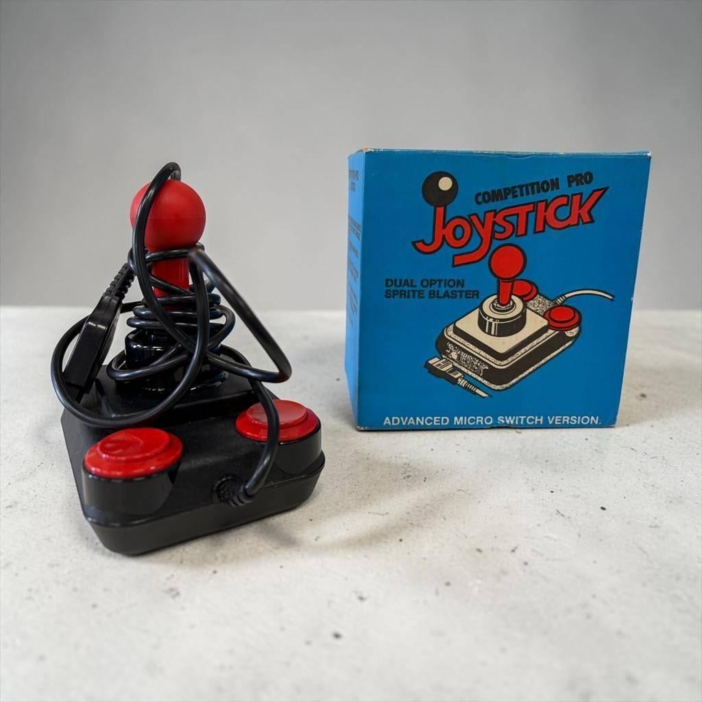 Vintage zwart rode joystick competition pro ATARI 2600, Ophalen