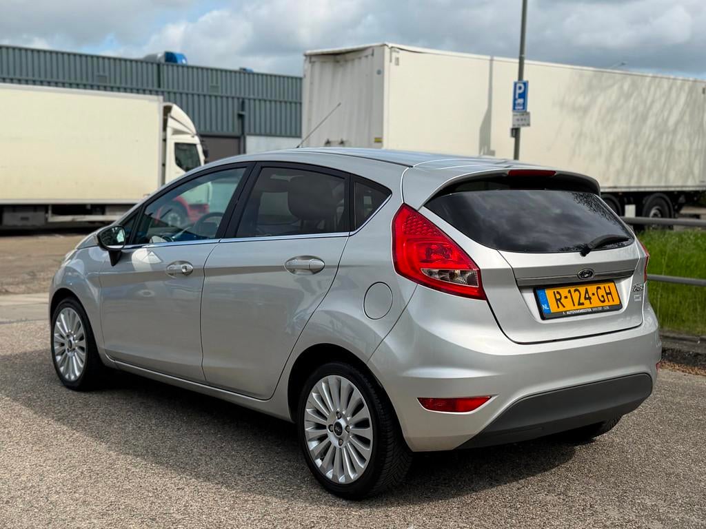 Ford Fiesta 1.4 Trend Clima 5 deurs! LM velgen! 1 jaar APK!, Voorwielaandrijving, Bedrijf, Handgeschakeld, Fiësta
