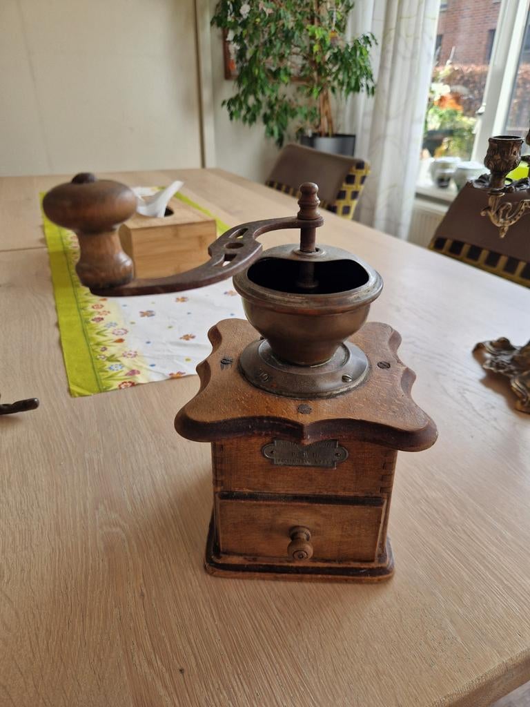 Antieke Koffiemolen - Houten Handmolen, Antiek en Kunst, Ophalen of Verzenden