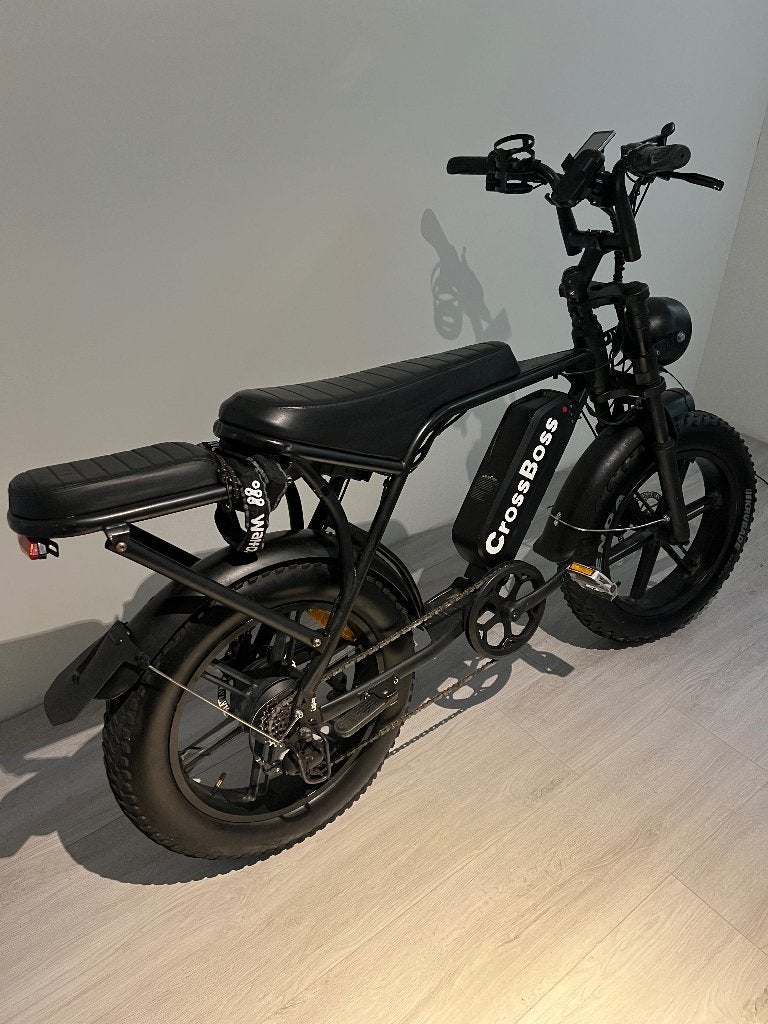 Fatbike v8 met achter zitje, Fietsen en Brommers, Ophalen, Zo goed als nieuw, 50 km per accu of meer, Overige merken