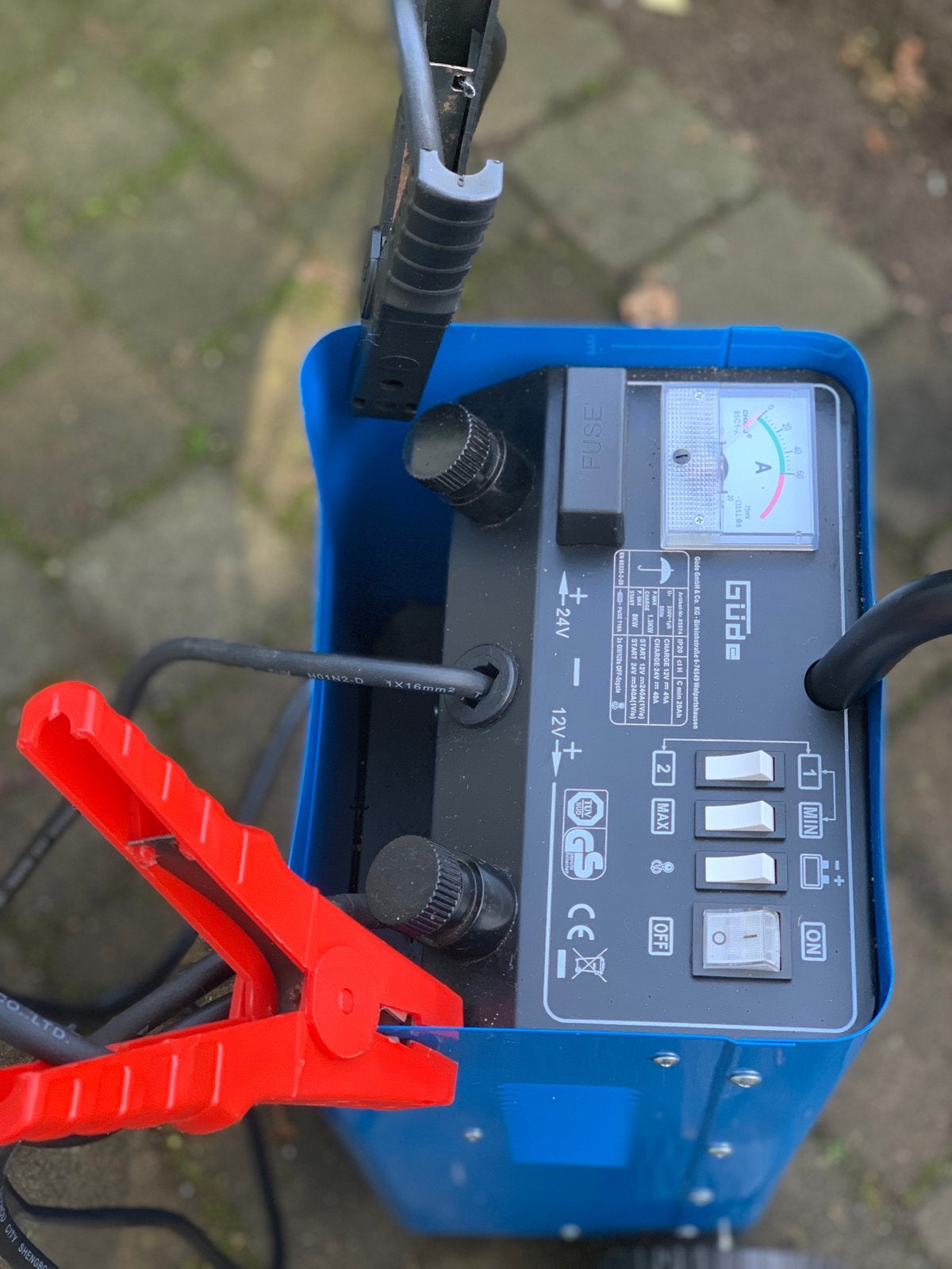 Gude V421C Batterijlader 12V/24V, Gebruikt, Universele onderdelen