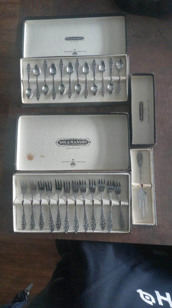 Sola Massief vintage bestek – 12 vorken + 12 lepels, Antiek en Kunst, Ophalen of Verzenden