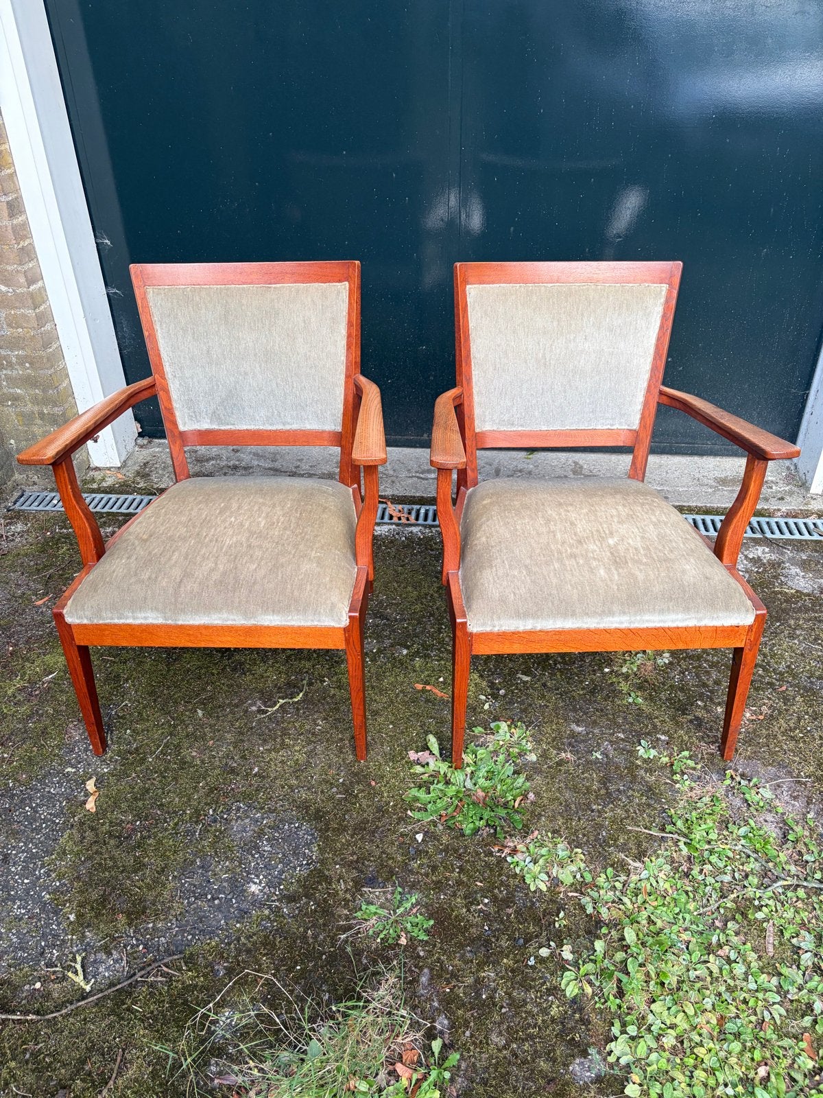 Set van 2 vintage ‘30 er jaren stoelen, Ophalen