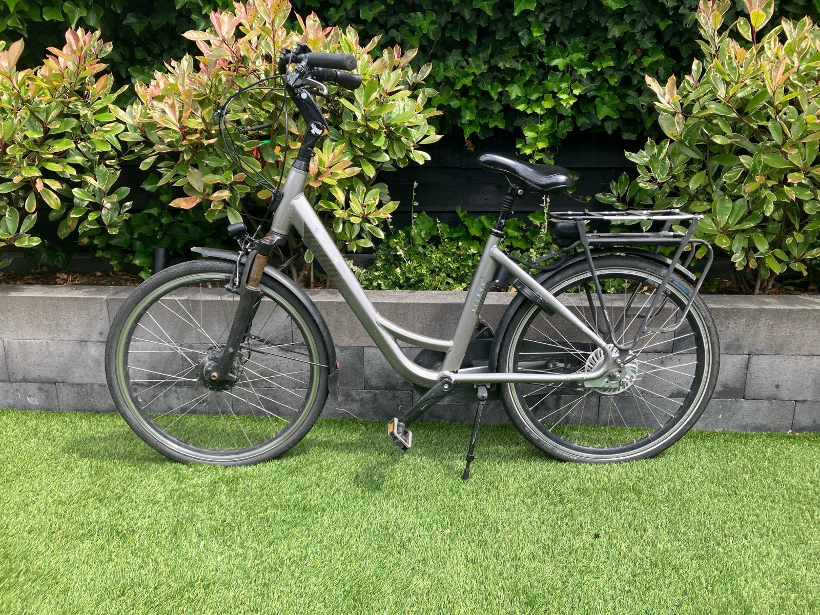 Stella Vienna elektrische fiets (defect, zonder accu), Fietsen en Brommers, Elektrische fietsen, Ophalen of Verzenden, Gebruikt