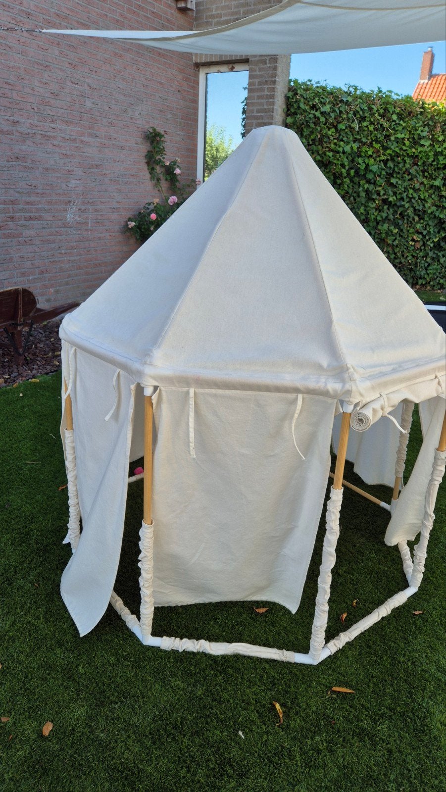 Kids Concept Paviljoen Tent Beige Speeltent, Ophalen of Verzenden, Zo goed als nieuw, Overige materialen