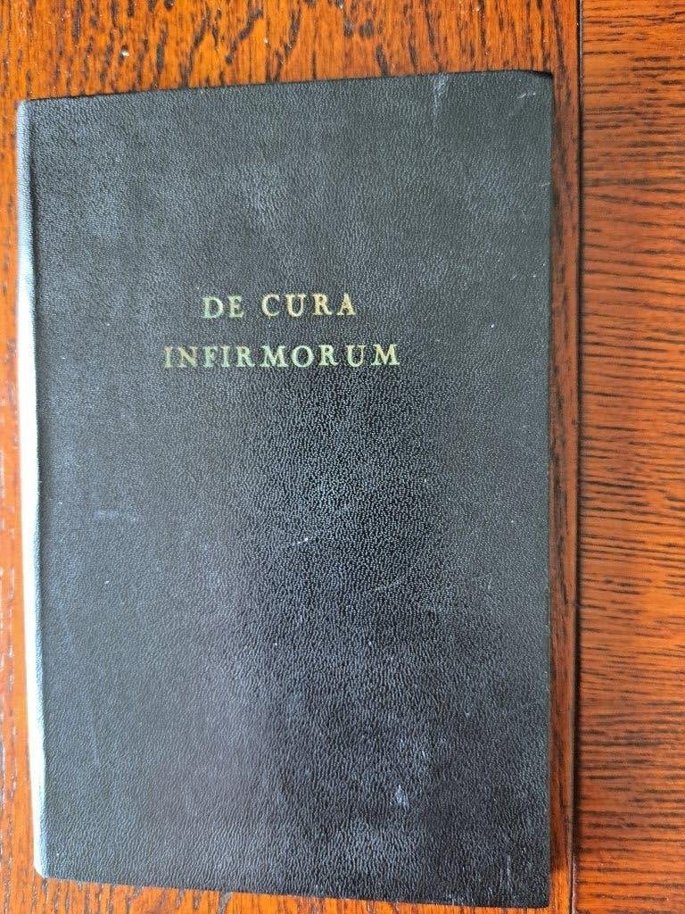 De Cura Infirmorum 1962 Latijn-Nederlands, Ophalen of Verzenden, Gelezen, Henricus Dante van Dodewaard, Christendom | Katholiek