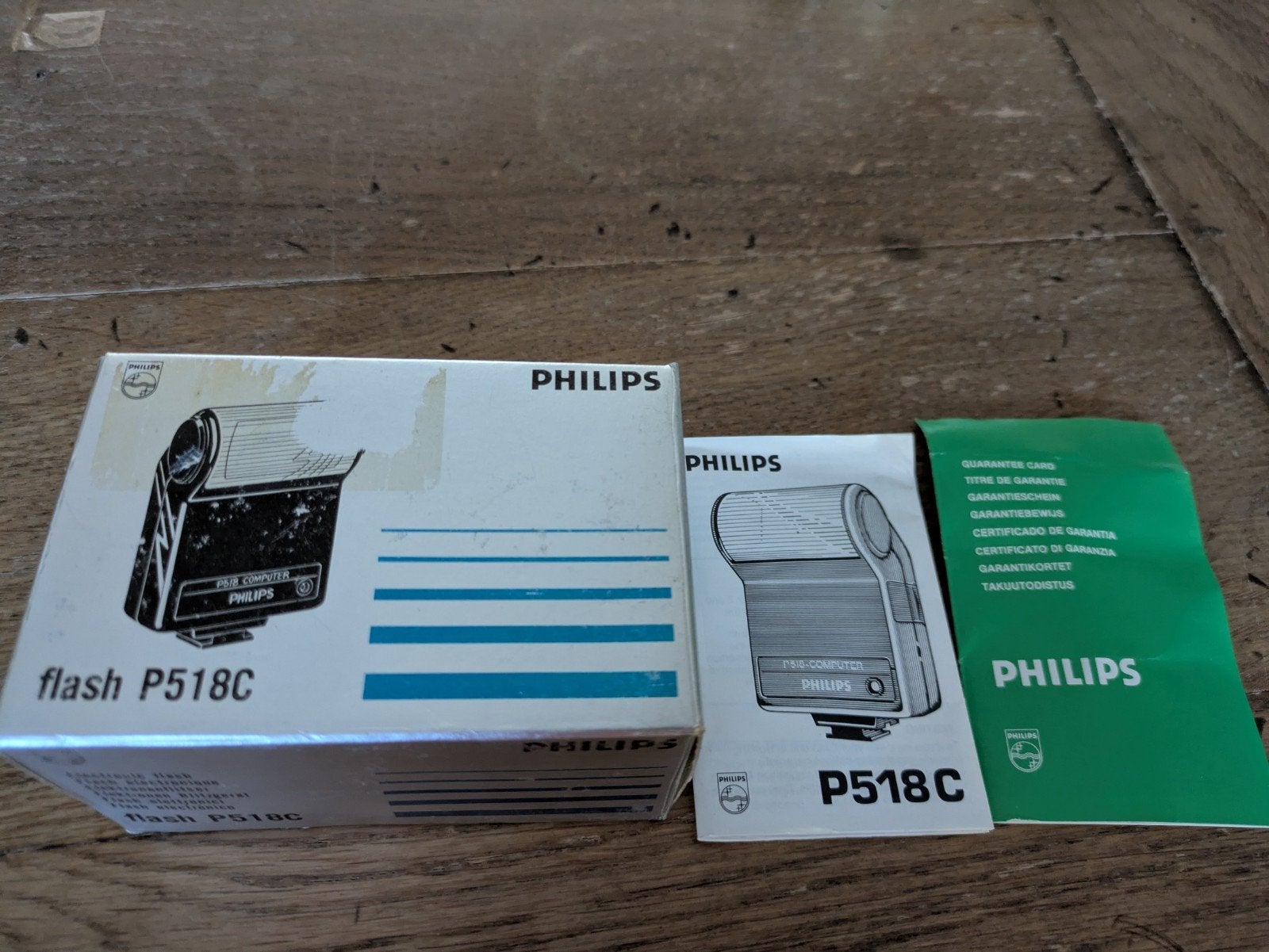 Alleen doosje en boekje van Philips flash P518C, Audio, Tv en Foto, Fotografie | Flitsers, Ophalen of Verzenden, Overige merken