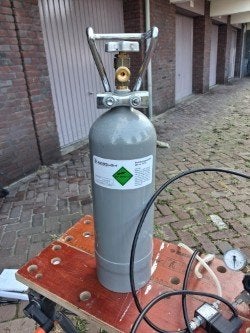 CO2 gasflesinstallatie voor aquarium, Ophalen, Gebruikt, Overige merken, Inclusief controller