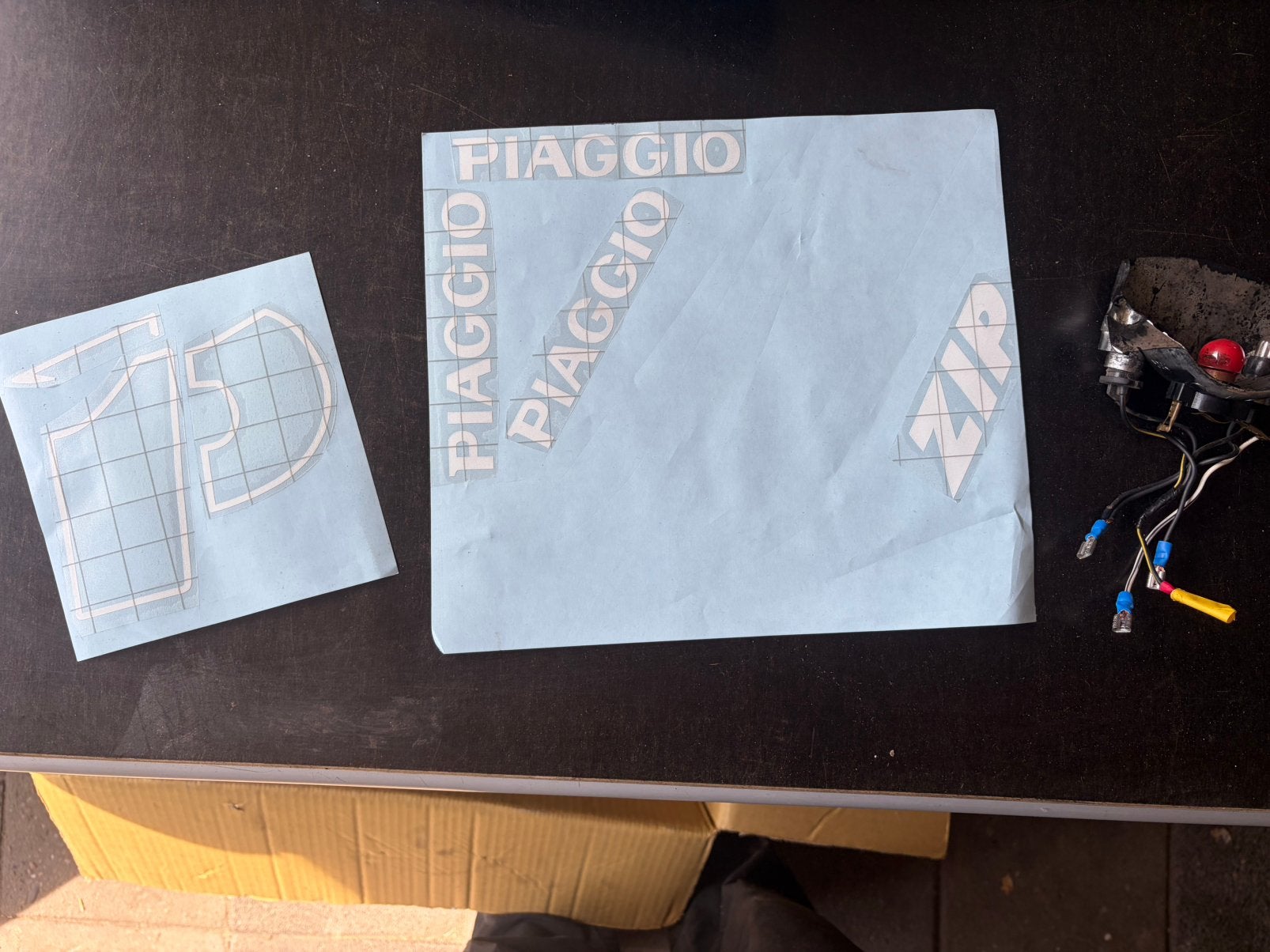 Zip stickers met achterlampje, Motoren, Ophalen of Verzenden